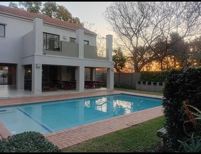 1 BEDROOM APARTMENT FOR SALE IN BRYANSTON